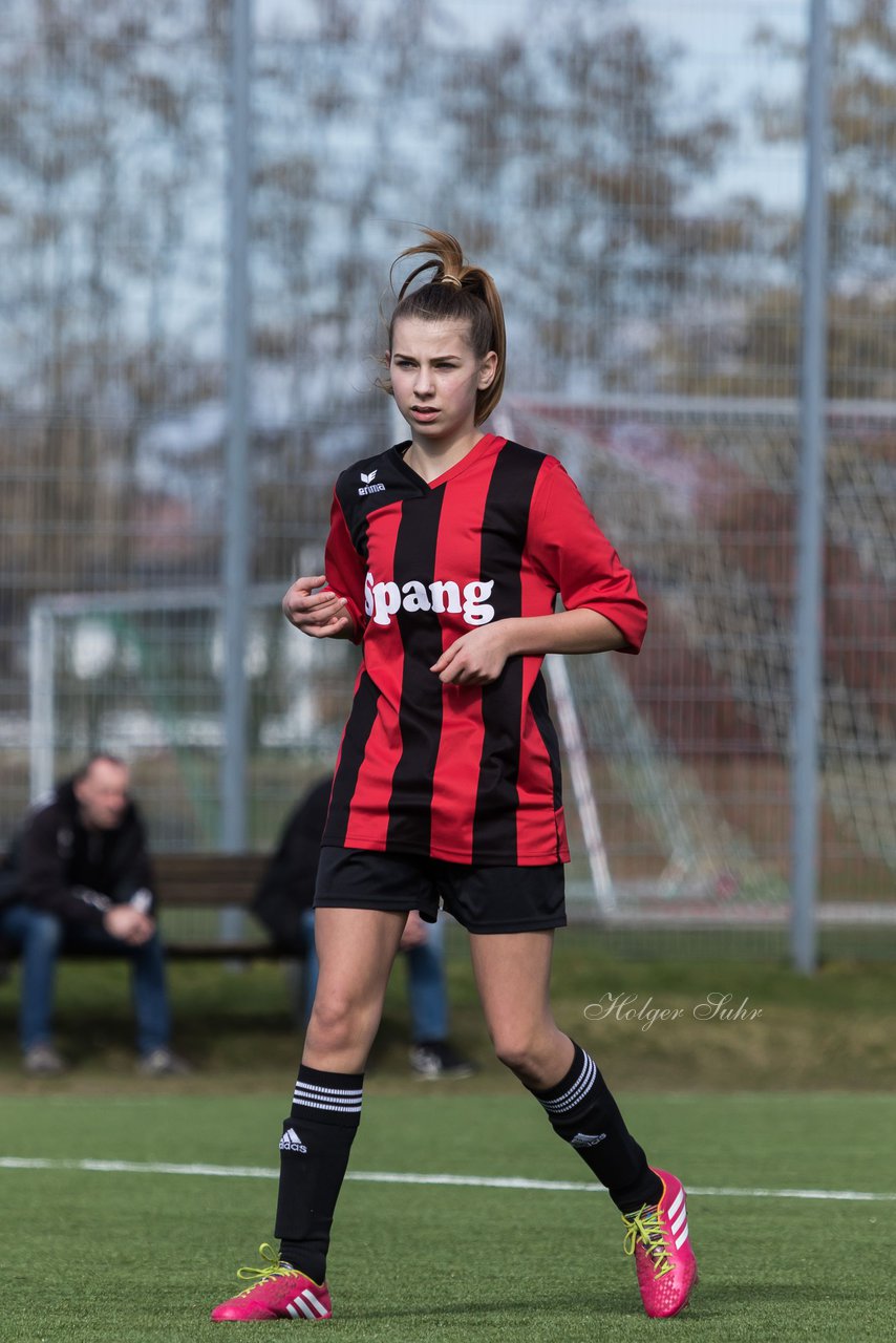 Bild 145 - B-Juniorinnen SG Weststeinburg/Bei - SV Fisia 03 : Ergebnis: 1:2